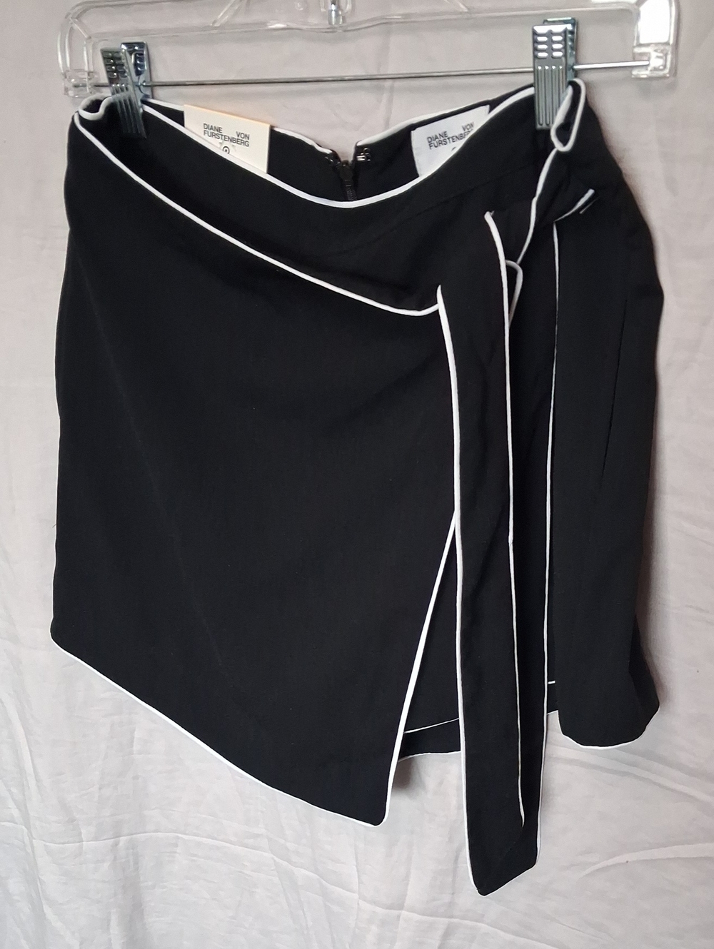 Diane Von Furstenberg Black Wrap Skort with White Piping